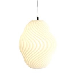 Lámpara colgante impresa en 3D con diseño orgánico minimalista y luz cálida para decoración moderna del hogar