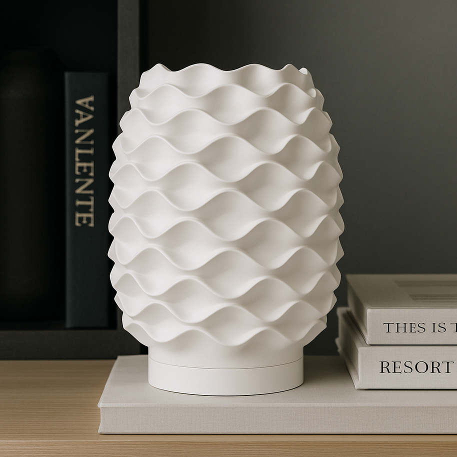 Lámpara THALÍA Blanco en salón moderno, diseño orgánico en color blanco marfil que aporta luz cálida y elegancia